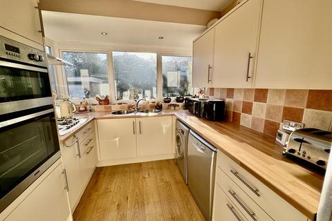 3 bedroom semi-detached house for sale, Prospect Crescent, Keighley, BD22 6LP