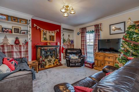 3 bedroom terraced house for sale, South Terrace, Boston