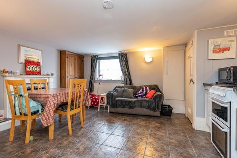 3 bedroom terraced house for sale, South Terrace, Boston