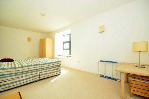 1 bedroom flat to rent, Plaistow Road, Plaistow, London, E13