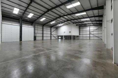 Industrial park to rent, Salbrook Road, Salfords RH1