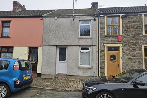 2 bedroom terraced house to rent, Station Road, Tonyrefail