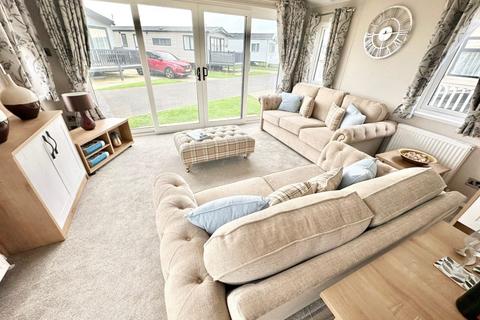 2 bedroom lodge for sale, Amble Links Holiday Park