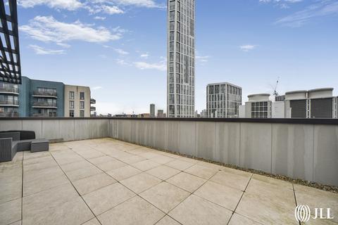 3 bedroom apartment for sale, Southmere House, Highland Street, London, E15