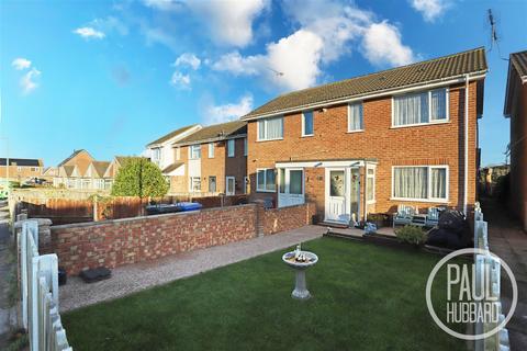 83 Catchpole Close, Kessingland, Lowestoft, NR33 7TL