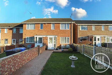 83 Catchpole Close, Kessingland, Lowestoft, NR33 7TL