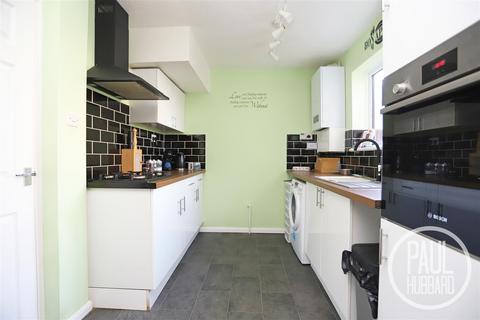 83 Catchpole Close, Kessingland, Lowestoft, NR33 7TL