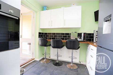 83 Catchpole Close, Kessingland, Lowestoft, NR33 7TL