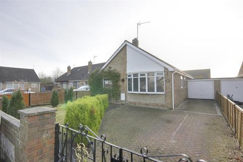 2 bedroom detached bungalow for sale, Chestnut Drive, Gilberdyke