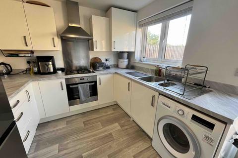 3 bedroom end of terrace house to rent, Lydney, GL15