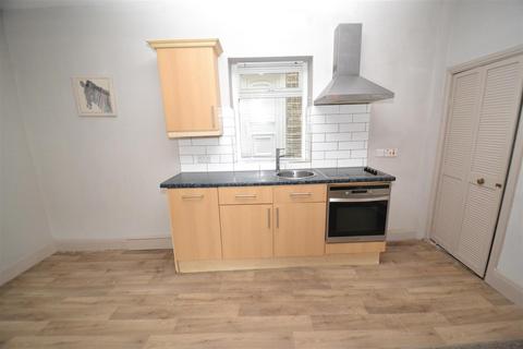 2 bedroom terraced house for sale, Commercial Street, Queensbury, Bradford