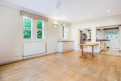 undefined, Longcross Road, Longcross, Surrey, KT16.