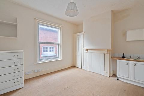 108 Macnaghten Road, Southampton, SO18 1GH