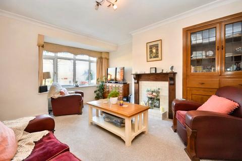 2 bedroom semi-detached house for sale, Jubilee Avenue, Wakefield, West Yorkshire