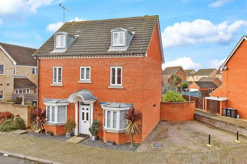 4 bedroom detached house for sale, Gilbert Way, Canterbury, Kent