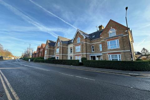 2 bedroom apartment for sale, St. Leonards Road, Windsor, Berkshire, SL4