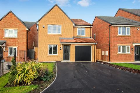 4 bedroom detached house for sale, Chestnut Way, Newton Aycliffe