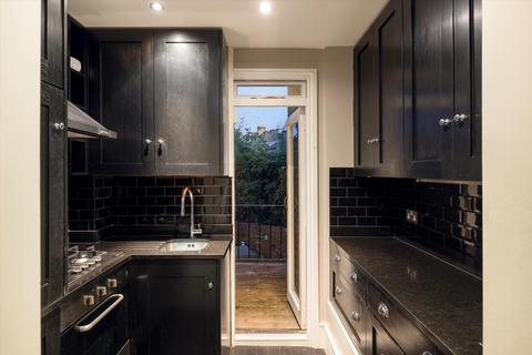 1 bedroom flat for sale, Pembridge Villas, London, W11