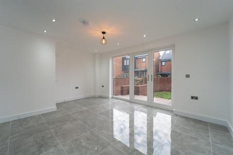 3 bedroom terraced house for sale, Blackburn Street, Old Trafford