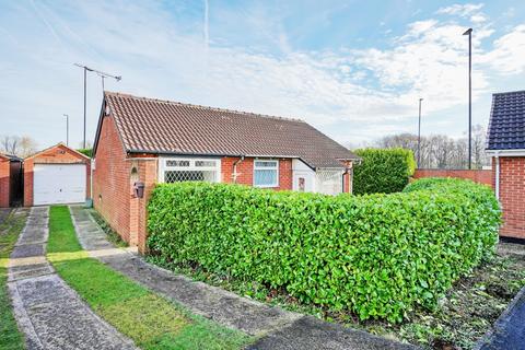 2 bedroom detached bungalow for sale, Sandby Croft, Sheffield, S14 1DH