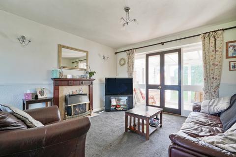 2 bedroom detached bungalow for sale, Sandby Croft, Sheffield, S14 1DH