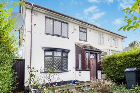 3 bedroom semi-detached house for sale, Aylestone Drive, Leicester LE2