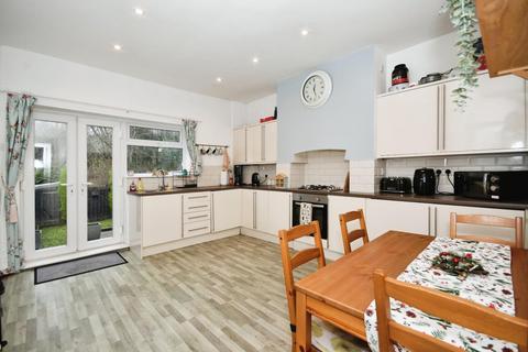 3 bedroom terraced house for sale, Victoria Street, Stocksbridge, S36