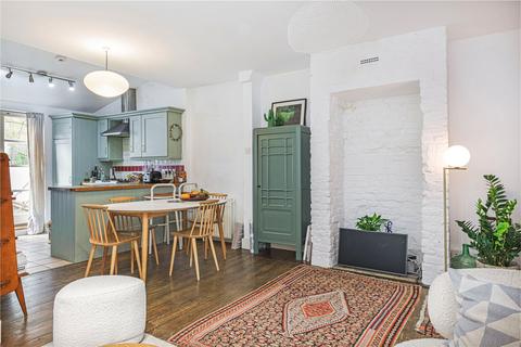 2 bedroom apartment for sale, Leathwaite Road, SW11