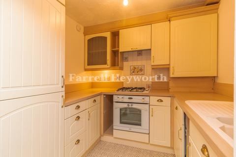 2 bedroom flat for sale, Waters Edge Green, Preston PR3