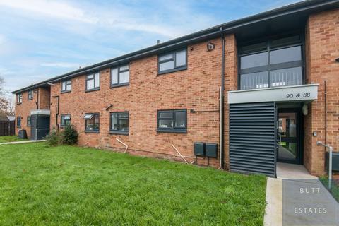 90 Birchy Barton Hill, Exeter, EX1 3HE