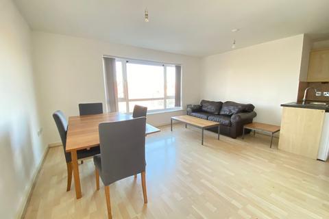 3 bedroom flat to rent, Foster Street, Salford M5