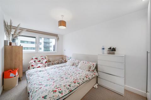 1 bedroom apartment for sale, The Galley, Basin Approach, Gallions Reach, E16