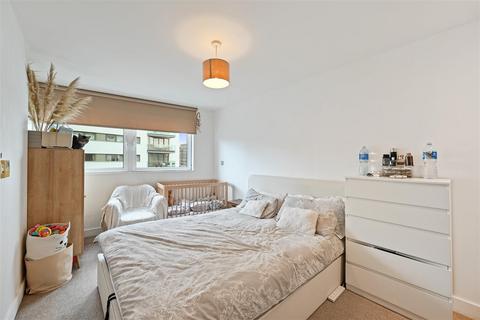 1 bedroom apartment for sale, The Galley, Gallions Reach, E16