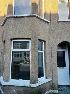 3 bedroom townhouse to rent, Barking , IG11