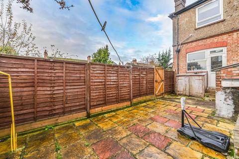 3 bedroom maisonette for sale, Beeches Road, Tooting Bec, London, SW17