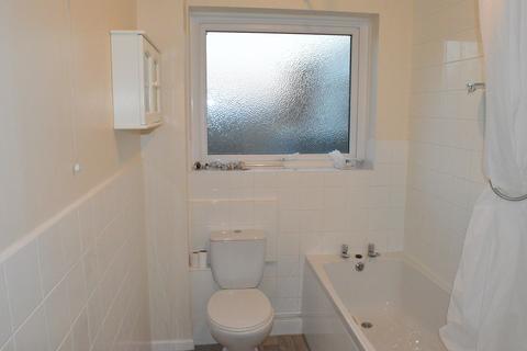 1 bedroom flat to rent, Silverdale Road, Burgess Hill RH15