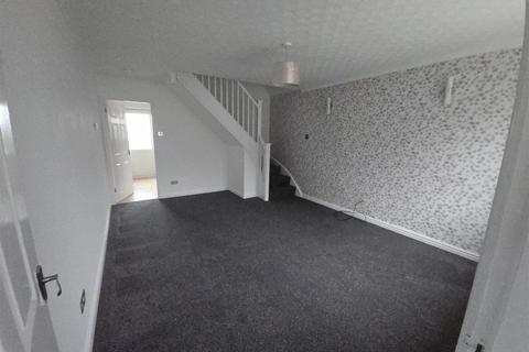 14 Charles Shaw Close, Oldham, OL4 2JN