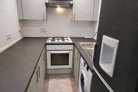 2 bedroom flat to rent, Flat 0/2, 9 Stuart Street, Old Kilpatrick, Glasgow