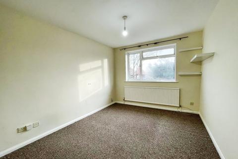 3 bedroom terraced house to rent, Jennery Lane, Slough SL1