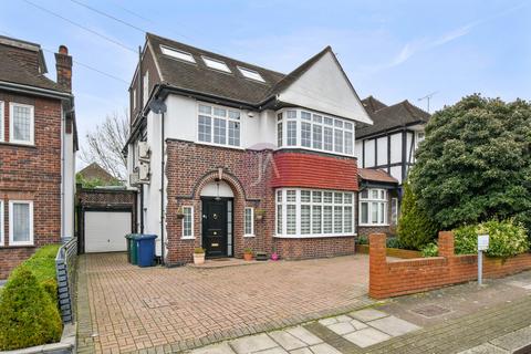 6 bedroom detached house to rent, Highview Gardens, Golders Green, London, NW11