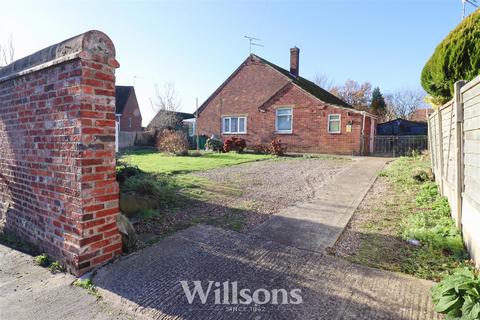 3 bedroom detached bungalow for sale, Halton Road, Spilsby