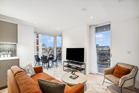 2 bedroom flat to rent, Coda Residences, 6 York Place, London