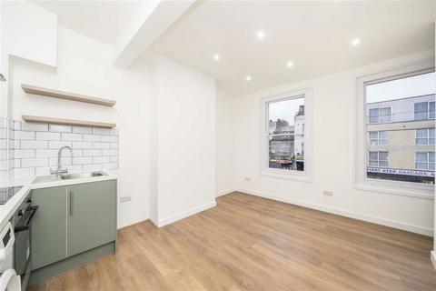 2 bedroom flat to rent, New Cross Road, London SE14