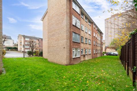 2 bedroom apartment for sale, Wellesley Road, Sutton