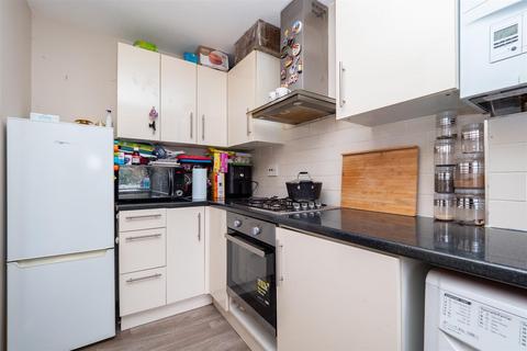 2 bedroom apartment for sale, Wellesley Road, Sutton