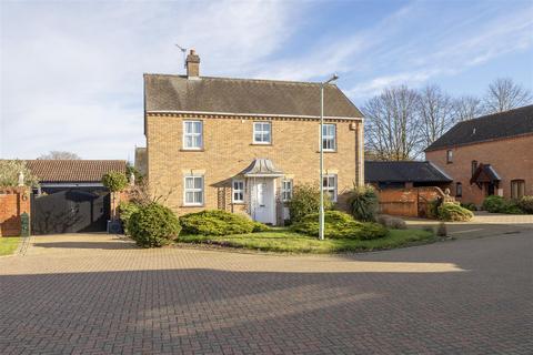 4 bedroom detached house for sale, Wiggs Acre, Beccles NR34