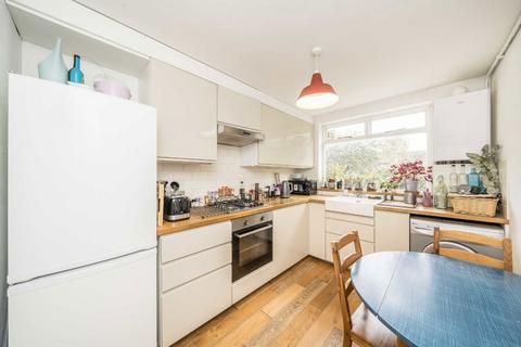 2 bedroom flat for sale, York Grove, London SE15