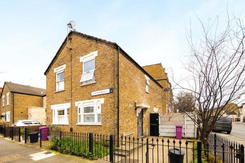 2 bedroom semi-detached house for sale, Lichfield Road, Bow, London, E3