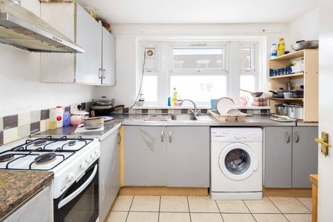 2 bedroom semi-detached house for sale, Lichfield Road, Bow, London, E3