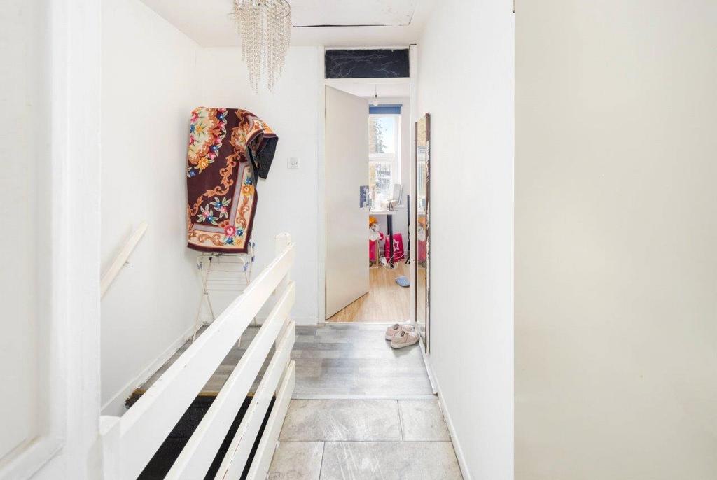 Landing/Hallway
